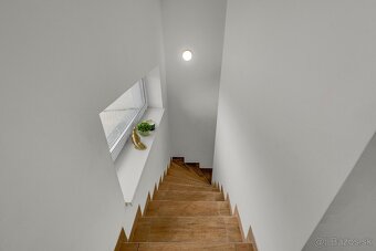 NA PREDAJ NOVOSTAVBA 3-IZBOVÉHO RODINNÉHO DOMU V STUPAVE - 10