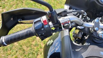 Suzuki DL 650 V-strom 2012 ABS - 10