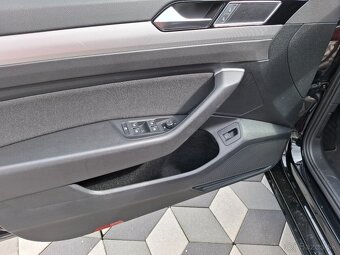 VOLKSWAGEN PASSAT KOMBI 2.0 CR TDI, 110KW, MOD.2019 - 10