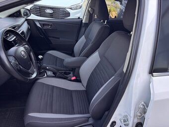 Toyota Auris 1.6 D-4D S&S Executive 9/2015 - 10