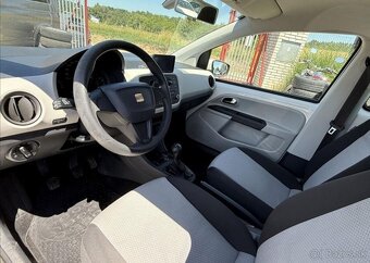 Seat Mii 1,0 i KLIMA,NAVI,SERVISKA+KOLA benzín manuál 44 kw - 10