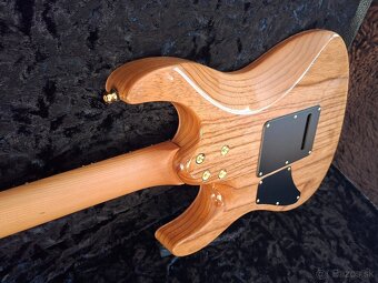 SUHR Modern Custom shop - 10