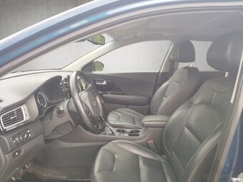 Kia Niro 1,6 GDi HEV PLATINUM - 10