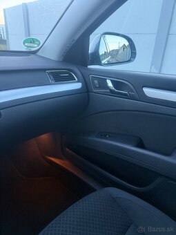 Škoda Superb 2.0 TDI DSG 4x4 maximálne zachovala - 10