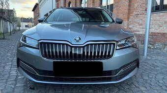 Škoda Superb Combi 2.0 TDI SCR Style DSG✅MATRIX - 10