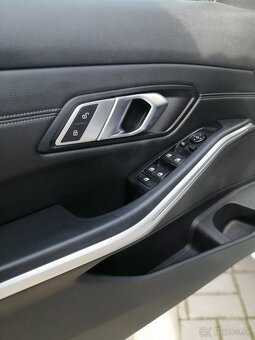 BMW 320 D XDRIVE LUXURY LINE - 10