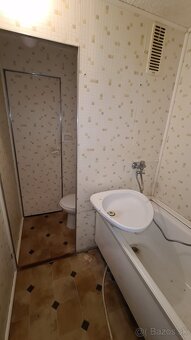 Na predaj 3i byt v Hnúšti s balkónom - 10