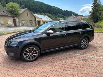 Škoda octavia combi scout III - 10