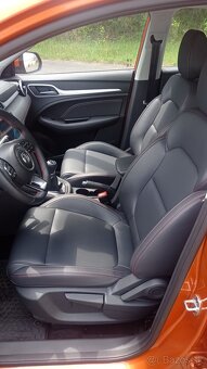 Predám MG ZS EMOTION 1.5 Benzín 78KW - 10