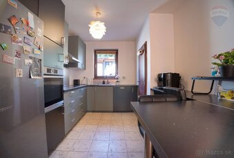 5-izbový rodinný dom s garážou v Kalinkove - 10