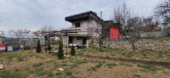 Záhradka s chatkou - 10