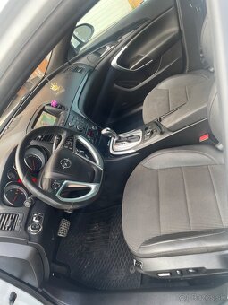 Predám Opel Insignia 2,0 CDTI biturbo 4x4 - 10