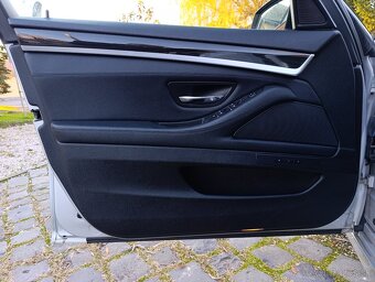 BMW 530 XDRIVE Rad 5 combi, 190kW Doťah dverí, Koža - 10