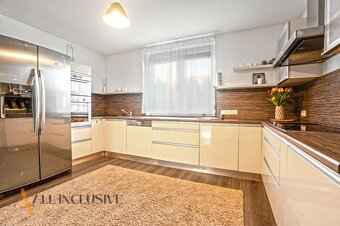 ALL INCLUSIVE | NA PREDAJ 4-IZBOVÝ RODINNÝ DOM V TOMÁŠIKOVE - 10