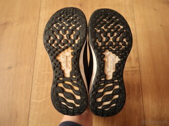 Dievčenské tenisky NIKE č. 31 (19,6 - 20,2 cm) - 10