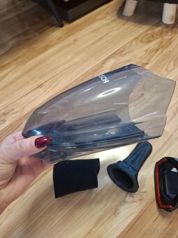 Tycovy vysavac bosch - 10