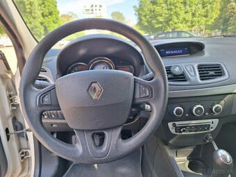 Renault Fluence - 10