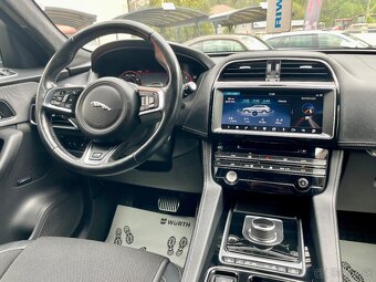 Jaguar F-Pace 2.0D I4 240k R-Sport AWD A/T - 10