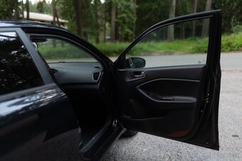 Hyundai i20 1.1 CRDi 55kw 2015 - 10