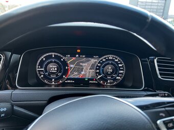 Volkswagen Golf VII Combi 2.0 TDI DSG Highline - 10