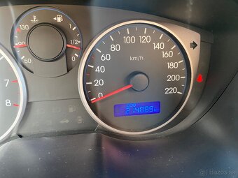 Hyundai i20 1248cm3 , 57.2kW, Benzín + LPG - 10