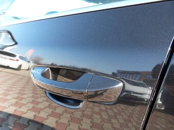 Škoda Superb Combi 2.0 TDI CR 170k Elegance DSG - 10