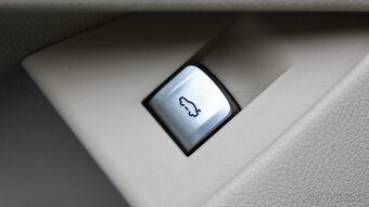 BMW Rad 7 750i xDrive A/T, FULL výbava, odpočet DPH - 10