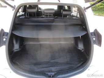 TOYOTA RAV4 2.5Hybrid 145 kW Executive e-CVT 2016 - 10