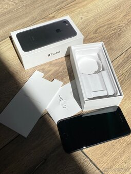 iPhone 7 - 10