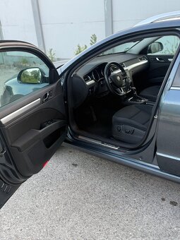 Škoda Superb combi 2.0 TDI DSG 4x4 Exclusive - 10