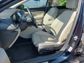 Opel Insignia 2.0 CDTI BiTURBO 210k S&S Exclusive 4x4 AT8 - 10