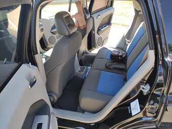 Dodge Caliber 2.0 - 10