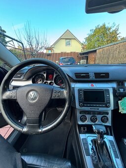 Volkswagen Passat - 10