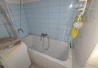 ŠTÚROVO - rodinný dom v centre mesta vhodný aj na podnikanie - 10