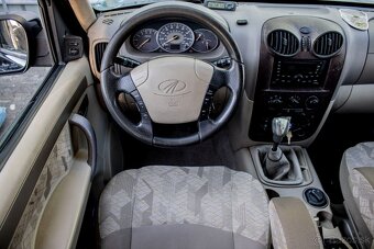 Mahindra Goa 2.2 16V CRDe GLX - 10