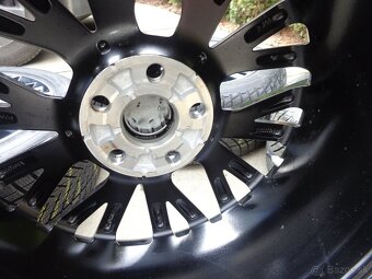 5x114,3 R18 orig.zimna sada Toyota Yaris Cross s TPMS - 10