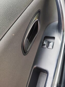 KIA CEED SW 1.6 CRDi - 10
