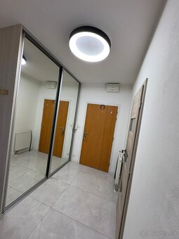Na predaj slnečný 2-izbový byt v obľúbenej lokalite Piešťan - 10