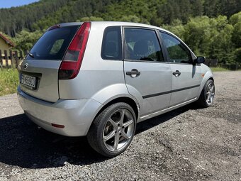 Predám Ford Fiesta - 10