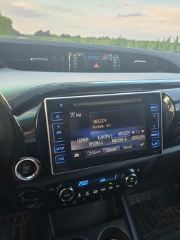 Toyota Hilux 2.4 D 110kW 4WD AT6 2017 - 10
