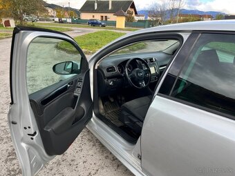 GOLF VI - 10