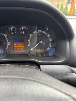 Octavia 1.9tdi 74kw Nová STK a EM - 10