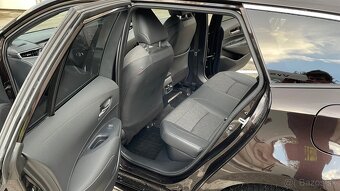 Toyota Corolla TS 1.8 Hybrid, 2021, 40 000 km, ZÁRUKA - 10
