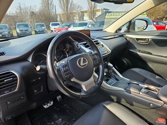 Lexus NX Serie 300h AWD Sport Line - 10
