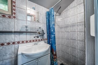 PREDAJ - pozemok s chatou priamo pri vode, Potônske Lúky - 10