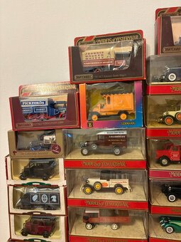 Zbierka kovových modelov Dinky Matchbox Models of yesteryear - 10