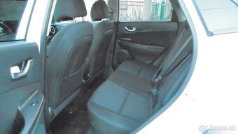 HYUNDAI KONA 1.0T-GDi 88KW benzin V ZARUKEnaj.18.000km M2024 - 10