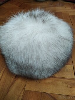 Kožušinové čiapky - 10