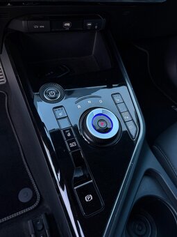 Kia Niro EV PREMIUM Business 150kW/64kwh - 10