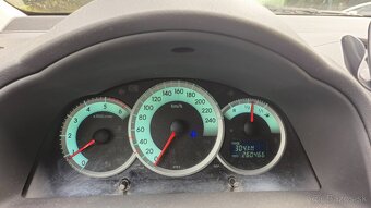 Toyota corolla verso 2007 Nová STK/EK - 10